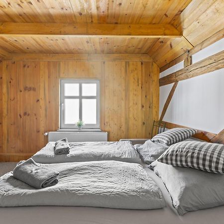 Sabina Mounteurwohnung Dachboden I 55 Zoll Tv I Schlafcouch Mit 20Cm Matraze 2 Weitere Schlafplaetze I Kueche I Bad Trebbin Exterior photo
