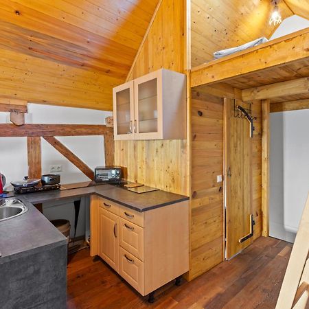 Sabina Mounteurwohnung Dachboden I 55 Zoll Tv I Schlafcouch Mit 20Cm Matraze 2 Weitere Schlafplaetze I Kueche I Bad Trebbin Exterior photo